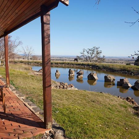 Tuki Retreat Bed & Breakfast Smeaton Exterior photo