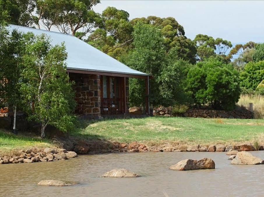 Tuki Retreat Bed & Breakfast Smeaton Exterior photo